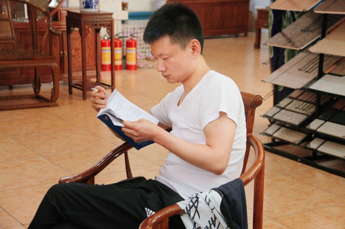 熱烈歡迎西安辦廠客戶孫總、張總、楊總來鑫浪進(jìn)行技術(shù)交流